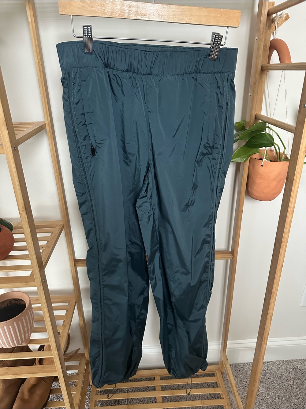 Athleta Jogger Pants
